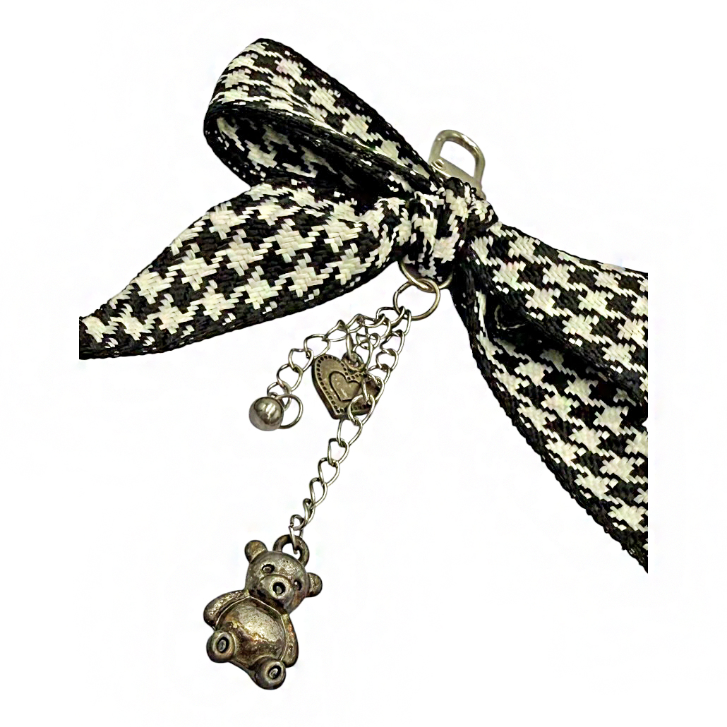 9-06 Πιε-ντε-Πουλ Keyring Savil